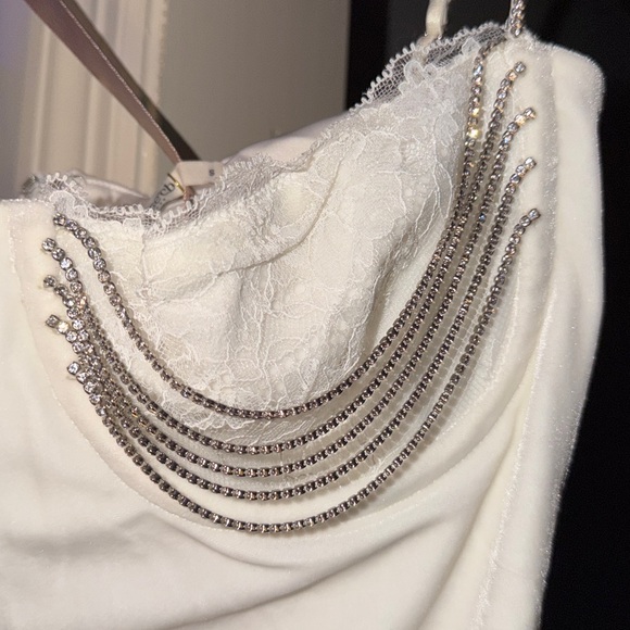 ❤️🔥Firm Price❤️🔥House of CB GRACE Ivory Crystallised Mini Dress - Picture 14 of 16